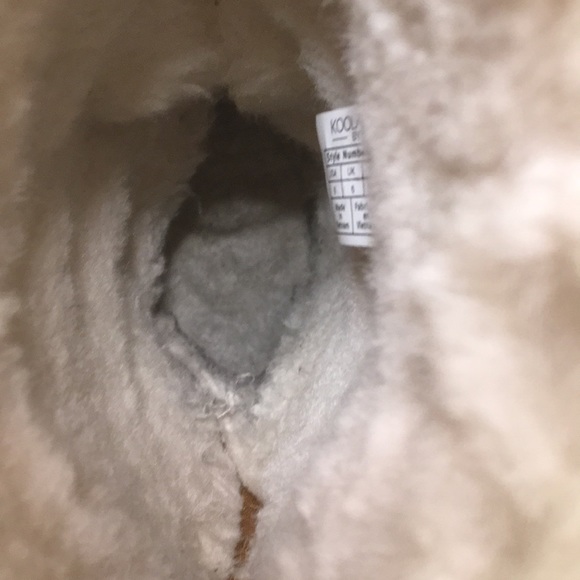 Koolaburra by Ugg Boots - Picture 13 of 15